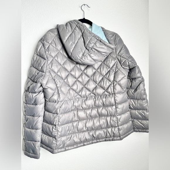 Noize Kerri Gray Puffer Hooded Jacket Women’s Size XL Lightweight Cruelty Free. - Picture 8 of 13